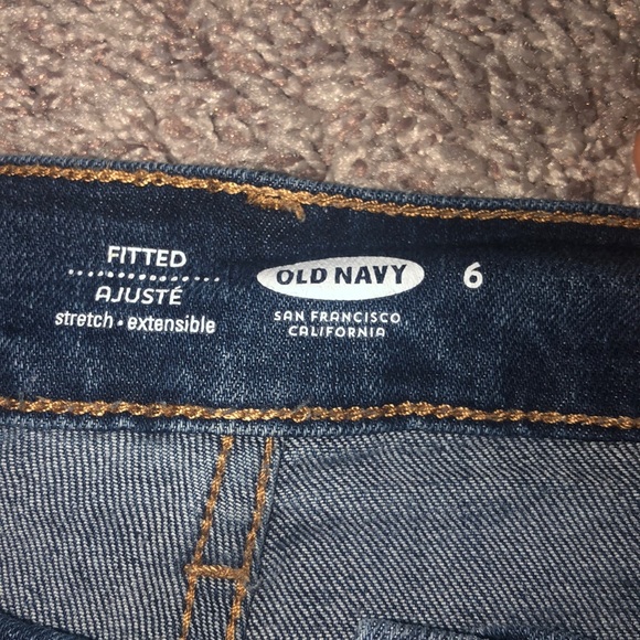 Old navy Jean shorts - Picture 3 of 3